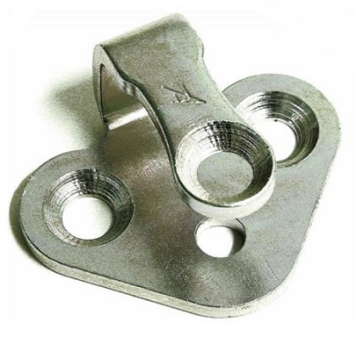 Скоба замка колпака передняя